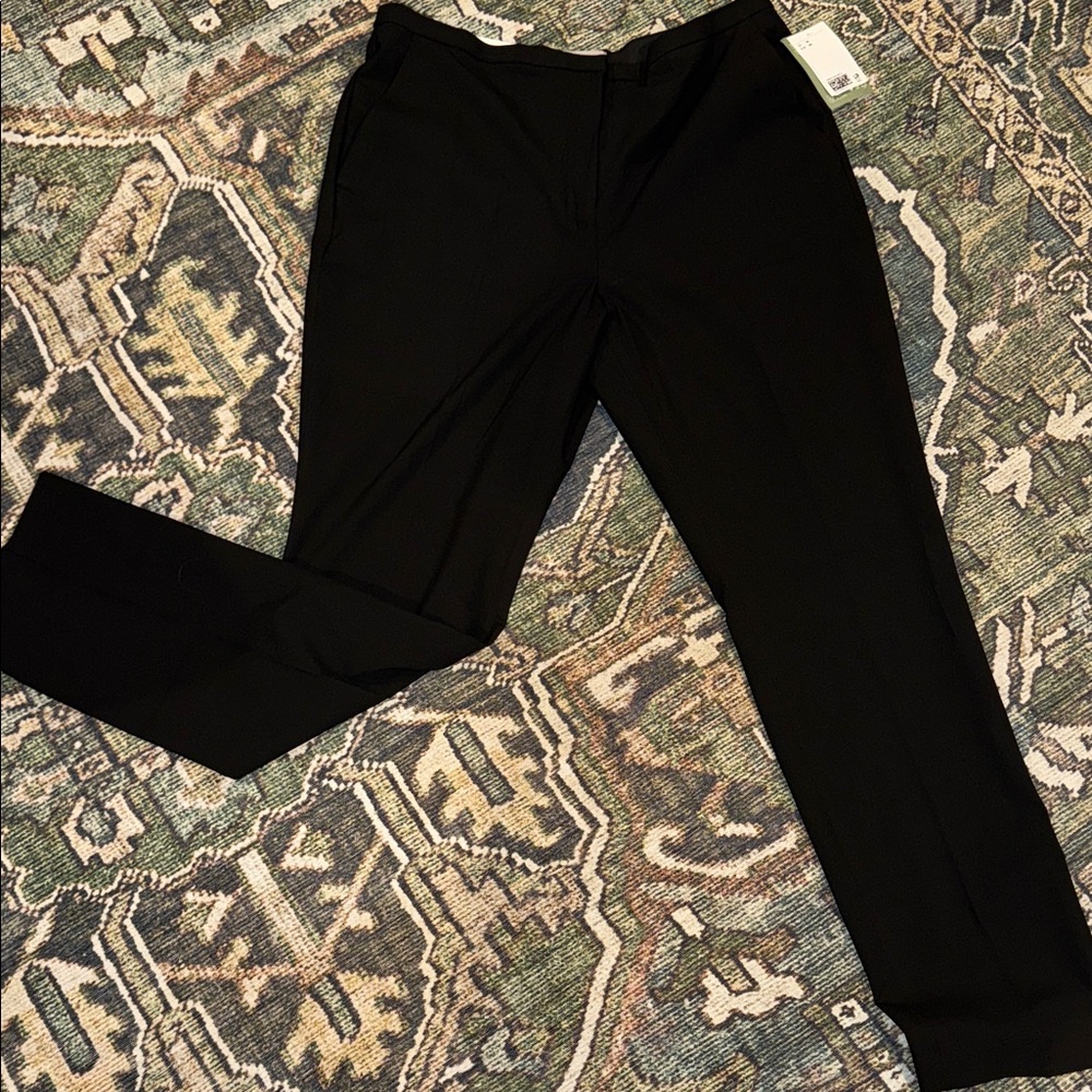 NWT Slim Slacks❤️🖤